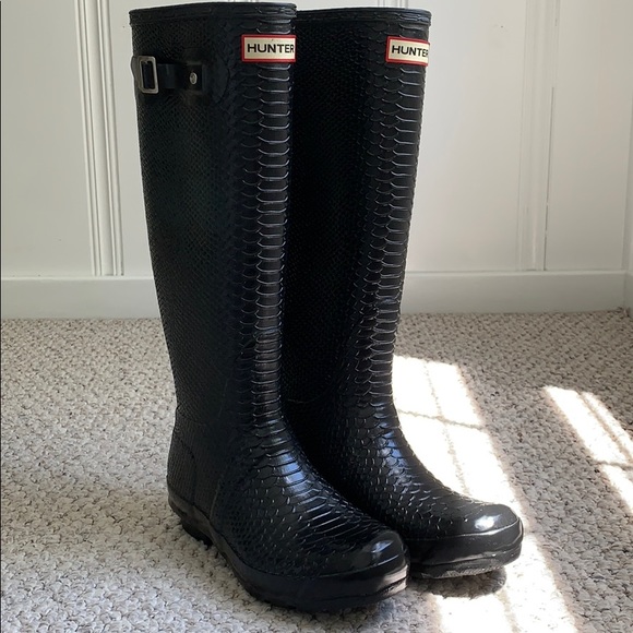 Hunter Shoes - Hunter Carnaby Boa Snake Tall black rain boots